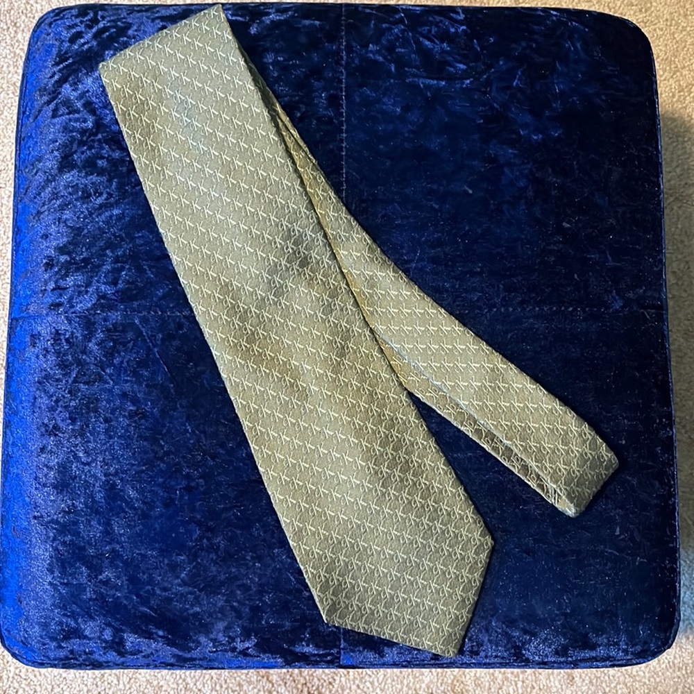 Calvin Klein neck tie
